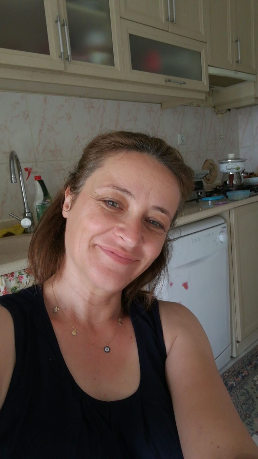 Sarah M. – London, UK